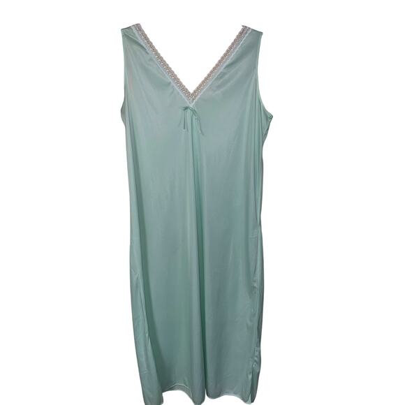 Vintage Montgomery Ward Nightgown Large Long Mint Green Nylon Maxi Grannycore - Picture 1 of 6